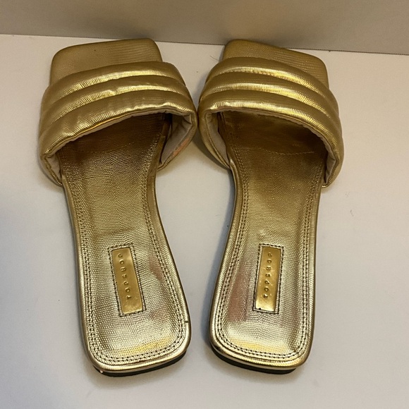 Top shop Pampas Padded Flat Sandals in Gold 40 - Picture 6 of 10